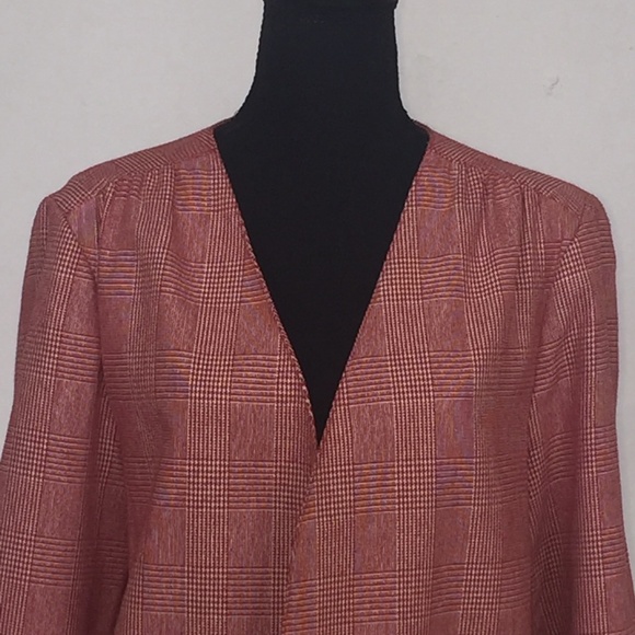 Red and white plaid and herringbone print blazer - Picture 3 of 8